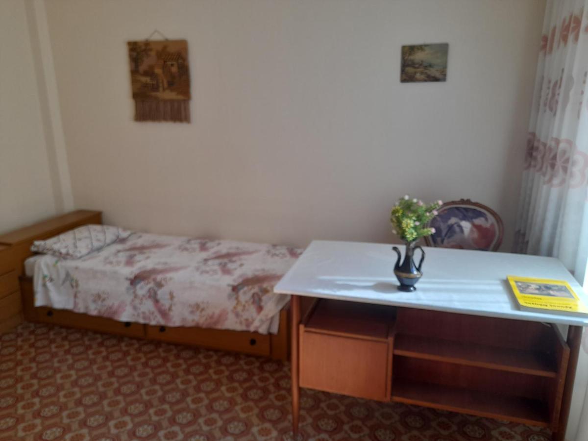 Friendly Philoxenia Apartment Xanthi Exterior photo